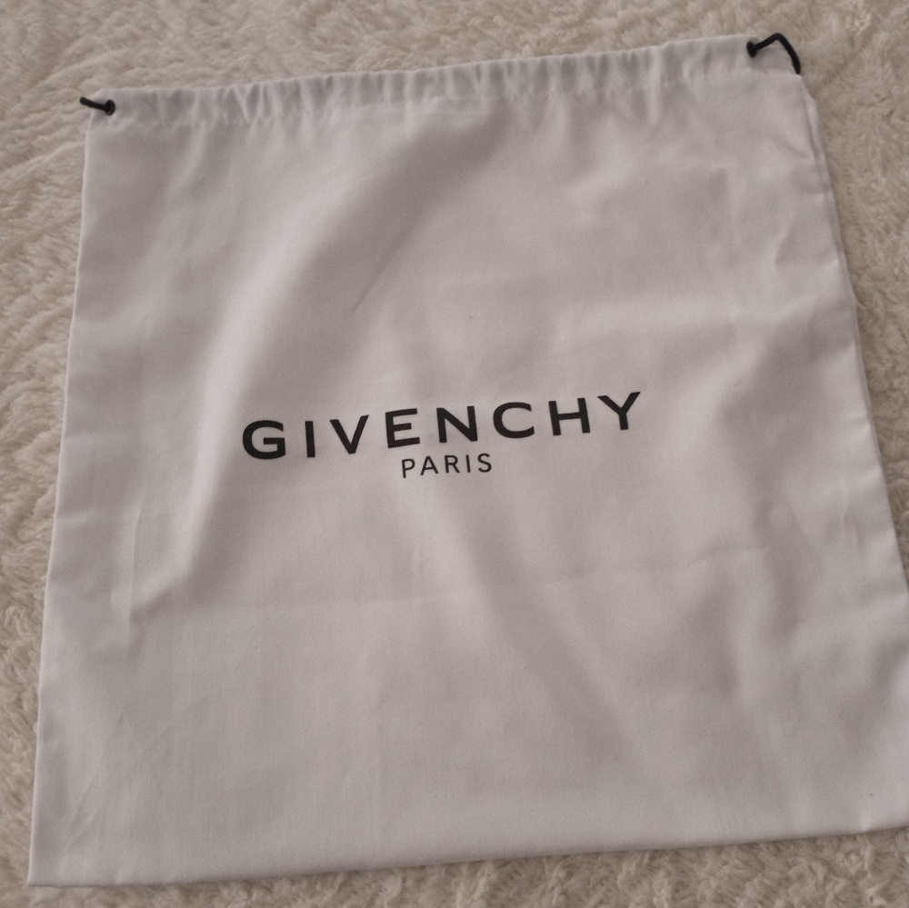 Givenchy White Dust Bag